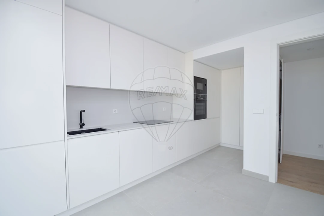 Apartamento T4 para Venda em Alto do Seixalinho, Santo André e Verderena Foto 2