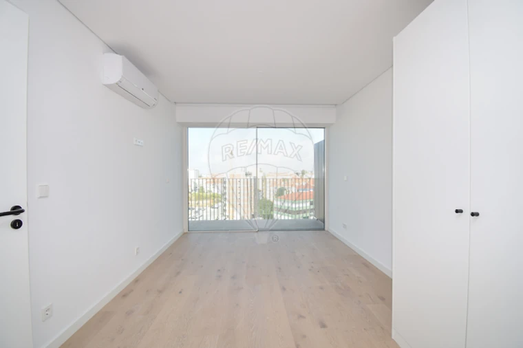 Apartamento T4 para Venda em Alto do Seixalinho, Santo André e Verderena Foto 15