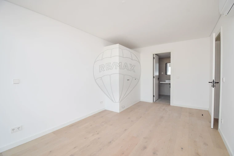 Apartamento T4 para Venda em Alto do Seixalinho, Santo André e Verderena Foto 26