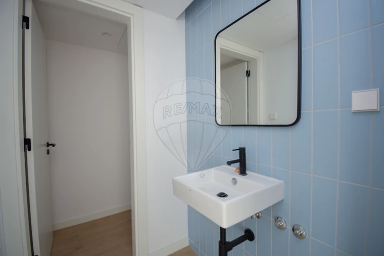 Apartamento T4 para Venda em Alto do Seixalinho, Santo André e Verderena Foto 12