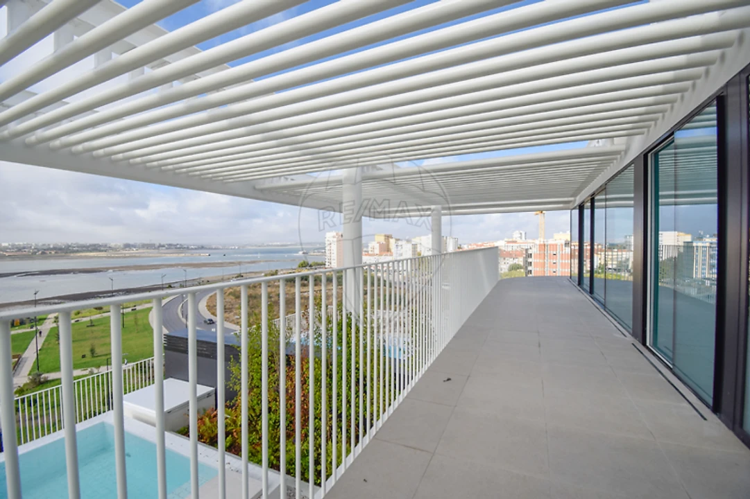 Apartamento T4 para Venda em Alto do Seixalinho, Santo André e Verderena Foto 37