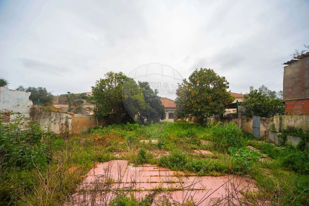 Moradia T4 para Venda em Camarate, Unhos e Apelação Foto 4