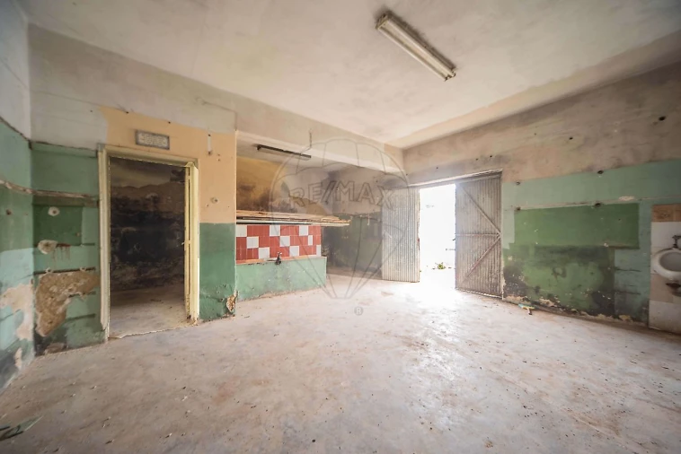 Moradia T4 para Venda em Camarate, Unhos e Apelação Foto 7