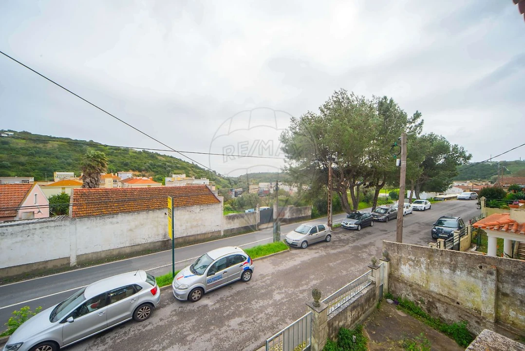 Moradia T4 para Venda em Camarate, Unhos e Apelação Foto 21