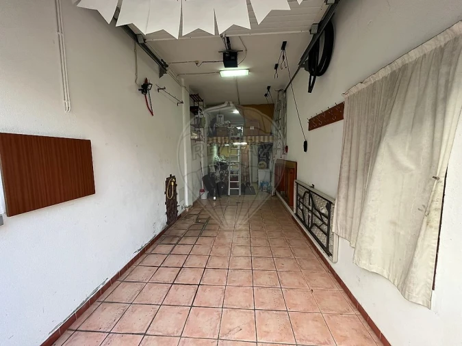 Garagem para Venda em Alhandra, São João dos Montes e Calhandriz Foto 3