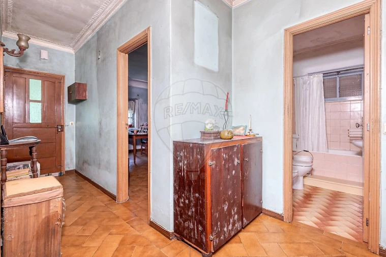 Moradia T2 para Venda em Fragoso Foto 3