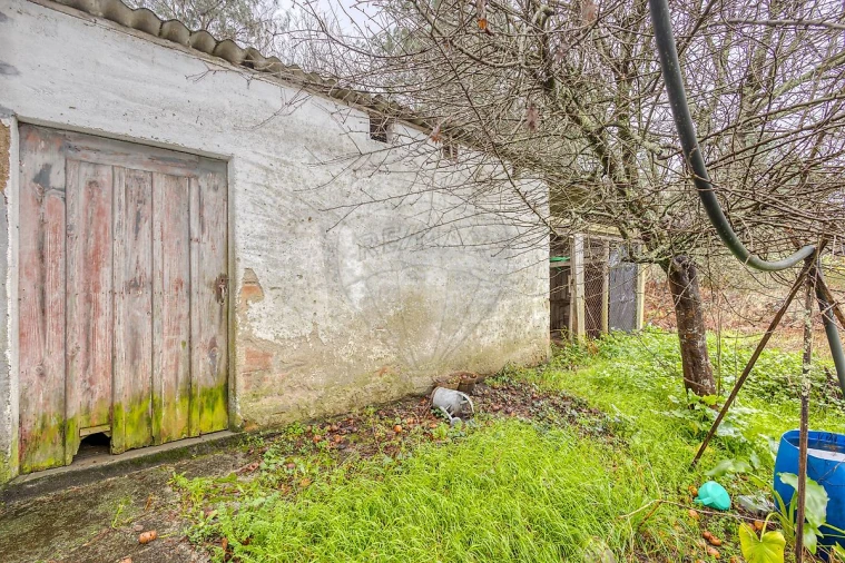 Moradia T2 para Venda em Fragoso Foto 5