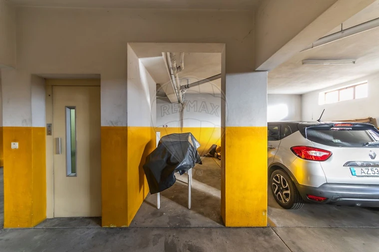 Apartamento T3 para Venda em Anta e Guetim Foto 24