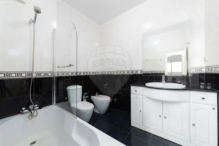 Apartamento T3 para Venda em Anta e Guetim Foto 18