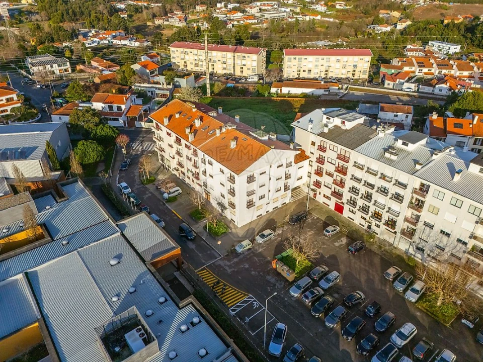 Apartamento T3 para Venda em Anta e Guetim Foto 4