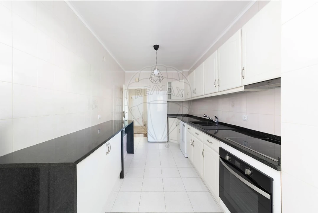 Apartamento T3 para Venda em Anta e Guetim Foto 12