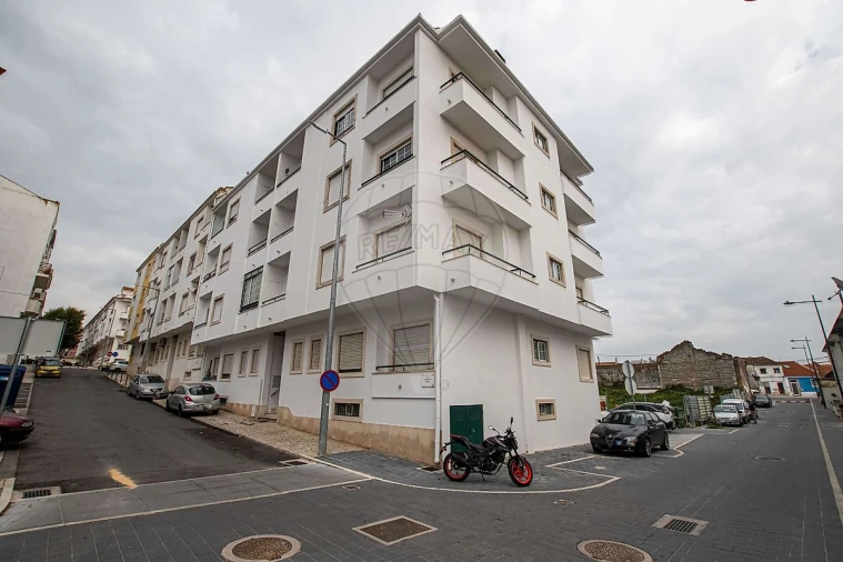 Apartamento T3 para Venda em Cartaxo e Vale da Pinta Foto 26