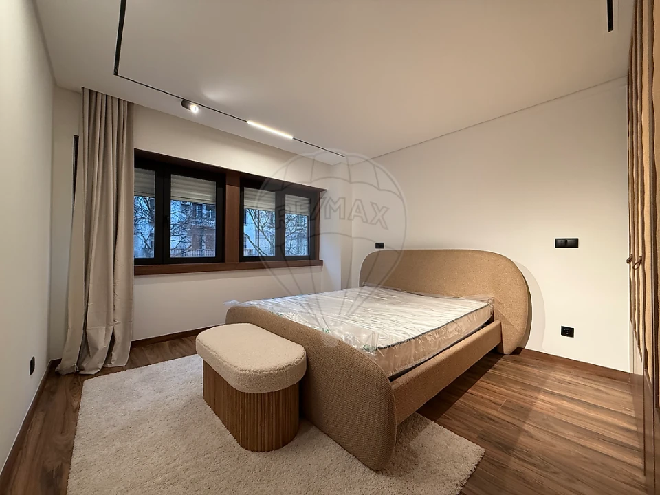 Apartamento T1 para Venda em Santo António Foto 5