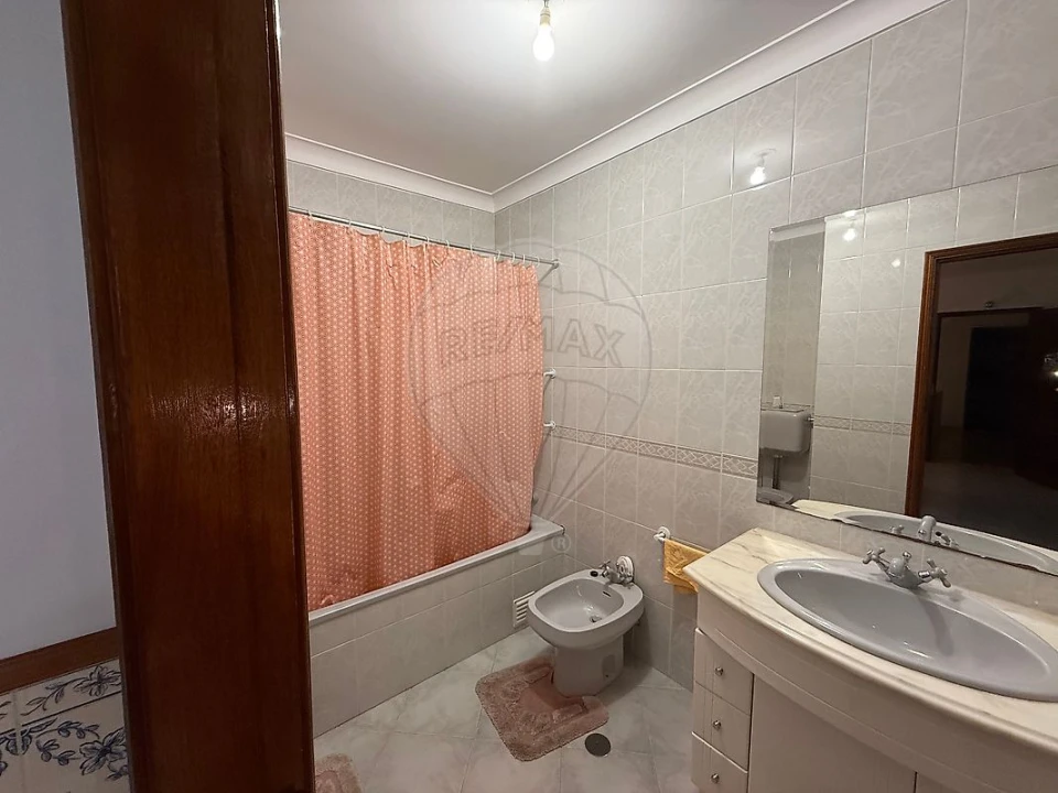 Apartamento T3 para Venda em Castelo Branco Foto 11