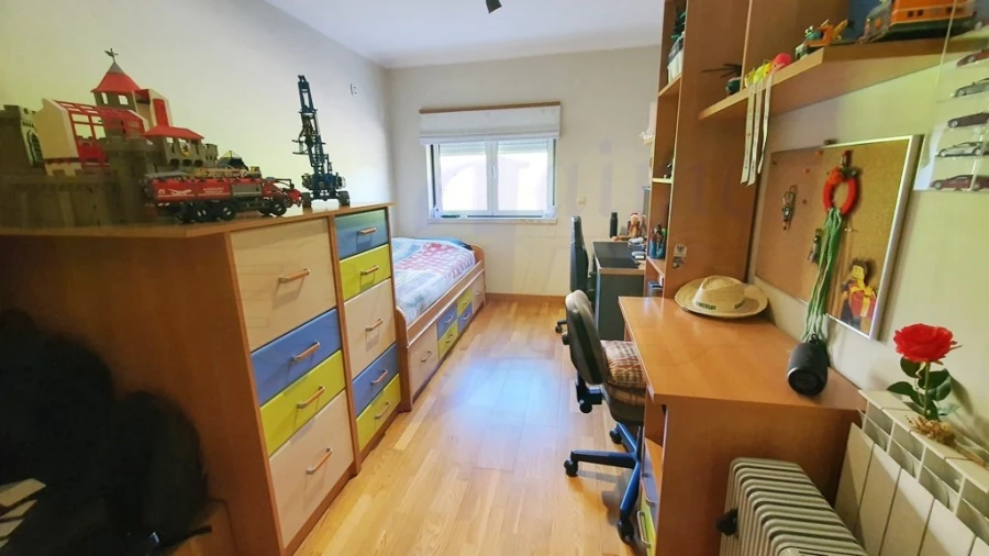 Apartamento T3 para Venda em Carnaxide e Queijas Foto 17