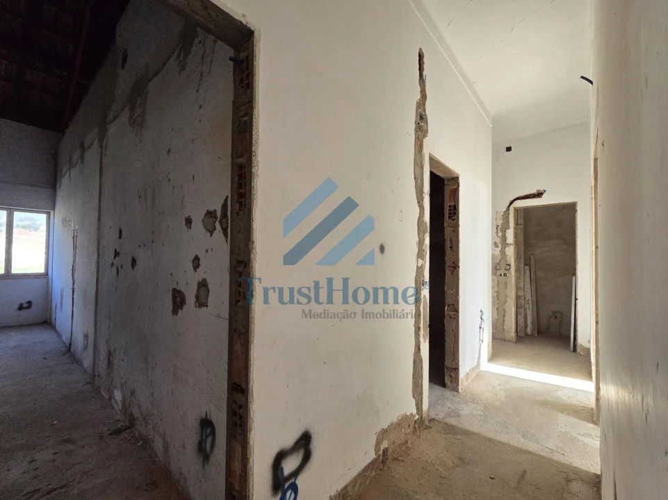 Moradia T4 para Venda em Rio Maior Foto 37