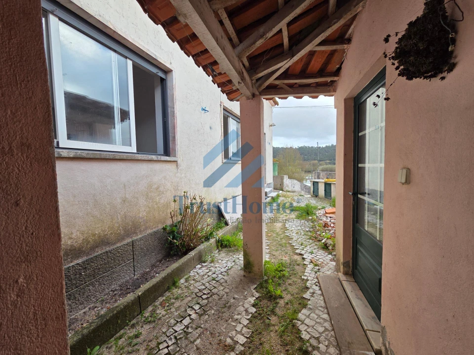 Moradia T4 para Venda em Rio Maior Foto 12