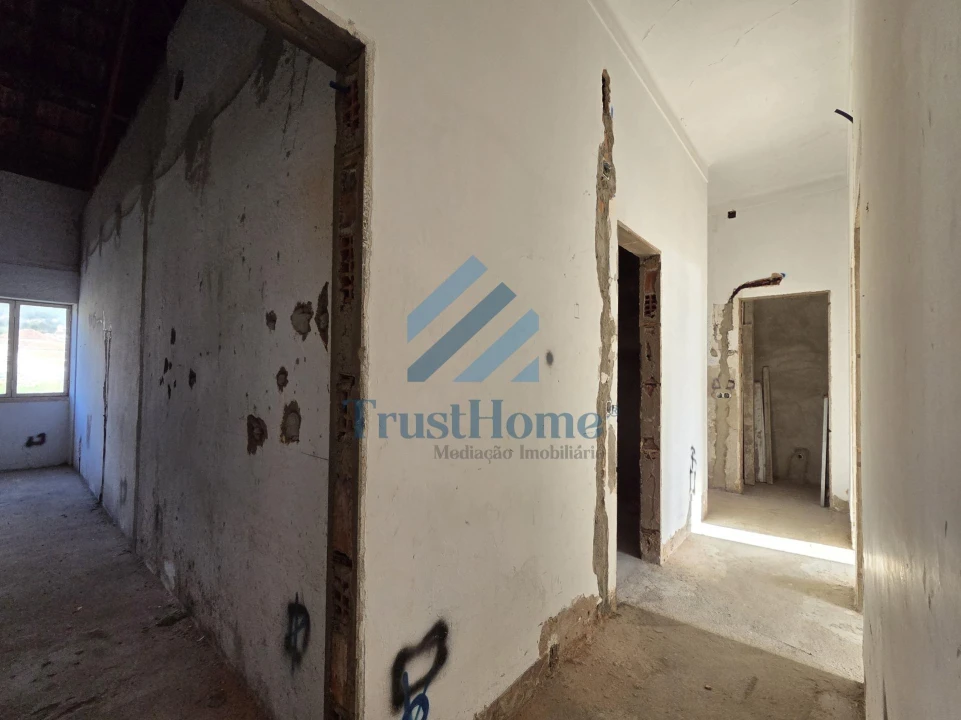 Moradia T4 para Venda em Rio Maior Foto 40