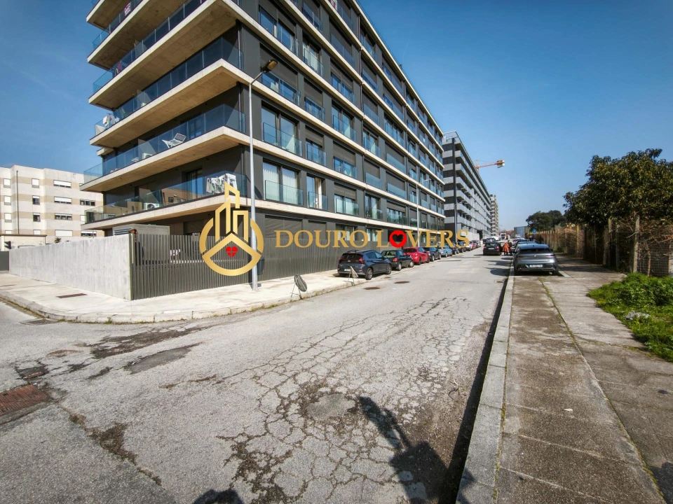 Apartamento para Venda em São Mamede de Infesta e Senhora da Hora Foto 14