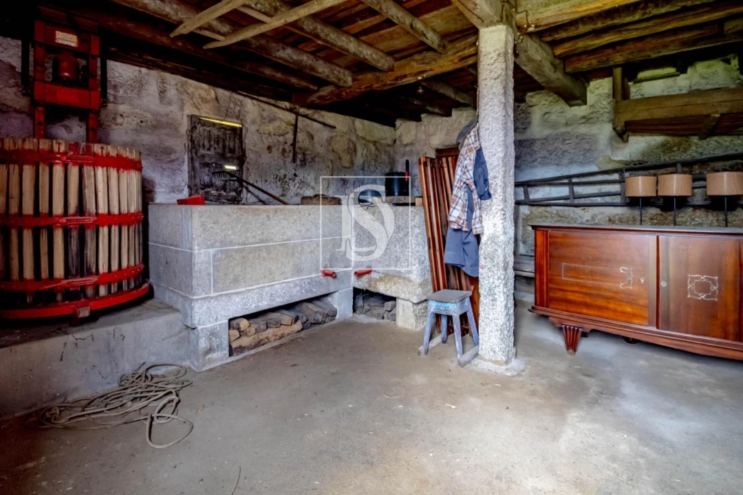 Moradia T3 para Venda em Fridão Foto 30