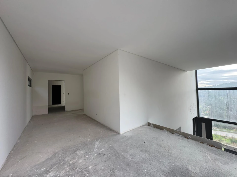 Moradia T3 para Venda em Vila Verde Foto 10