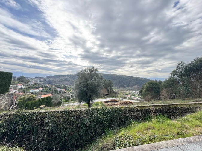 Moradia T3 para Venda em Vila Verde Foto 46