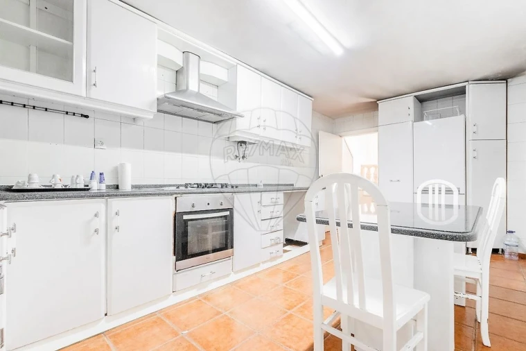 Apartamento T4 para Venda em Águeda e Borralha Foto 2