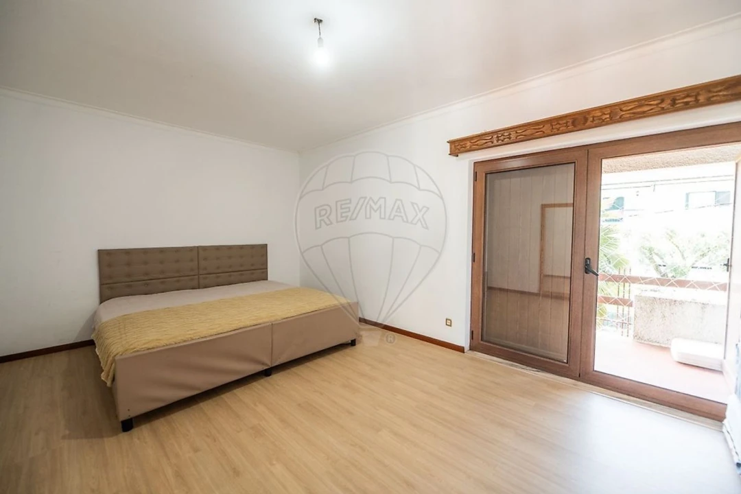 Moradia T3 para Venda em Caires Foto 15