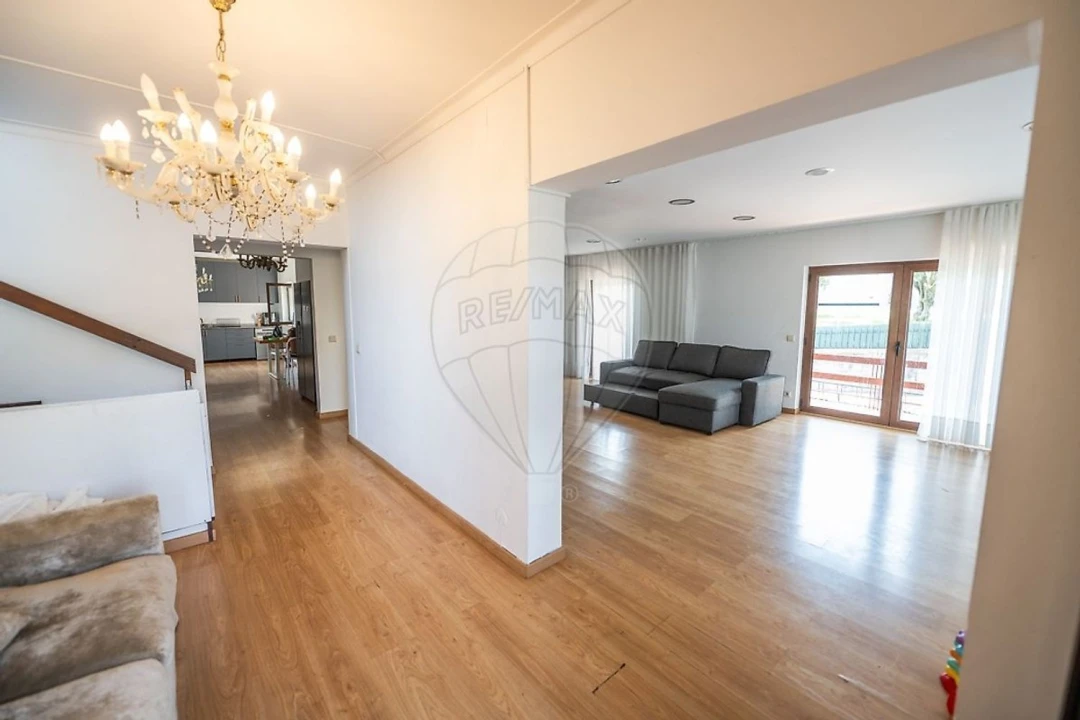 Moradia T3 para Venda em Caires Foto 7