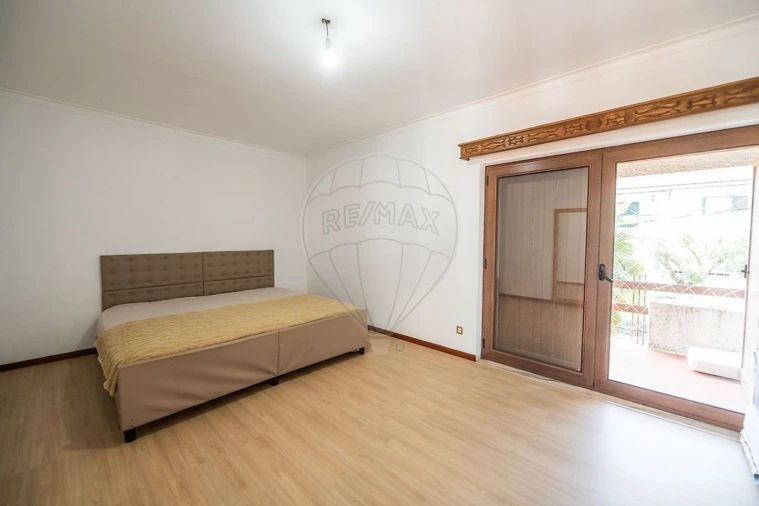 Moradia T3 para Venda em Caires Foto 15