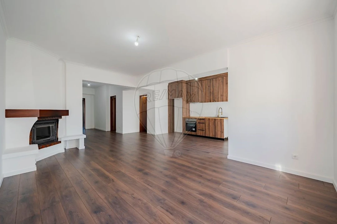 Apartamento T3 para Venda em Belazaima do Chão, Castanheira do Vouga e Agadão Foto 6