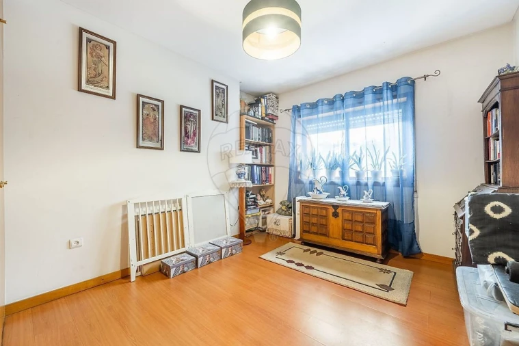 Apartamento T3 para Venda em Creixomil Foto 19