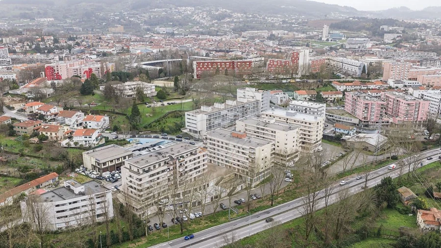 Apartamento T3 para Venda em Creixomil Foto 5