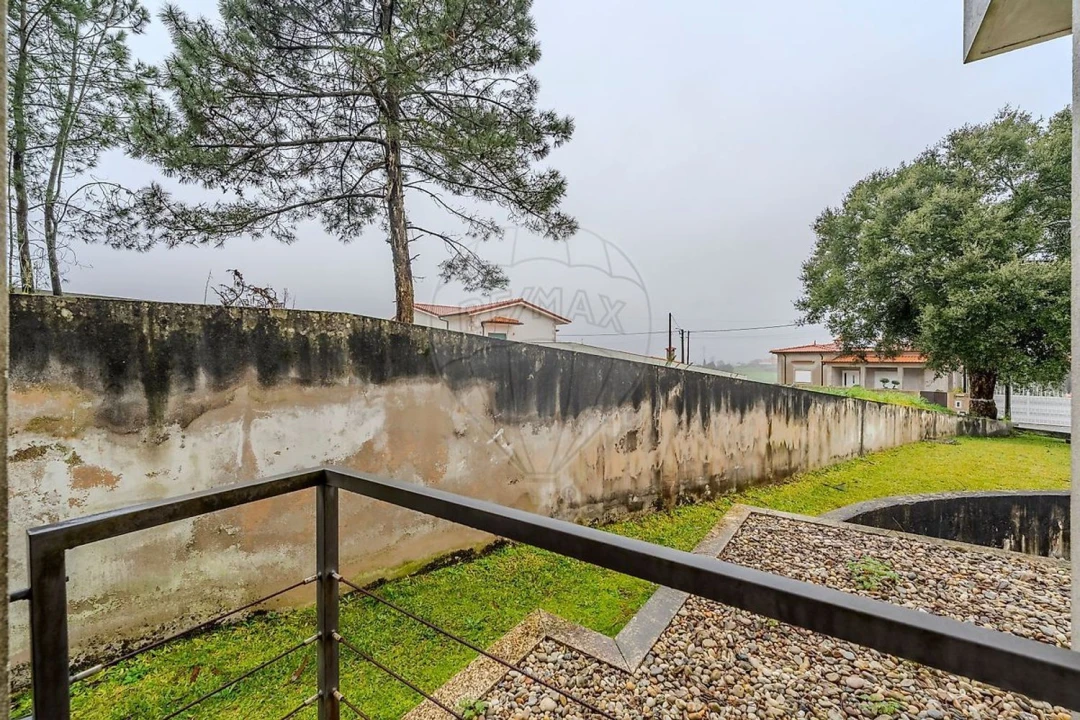 Apartamento T3 para Venda em Alheira e Igreja Nova Foto 21