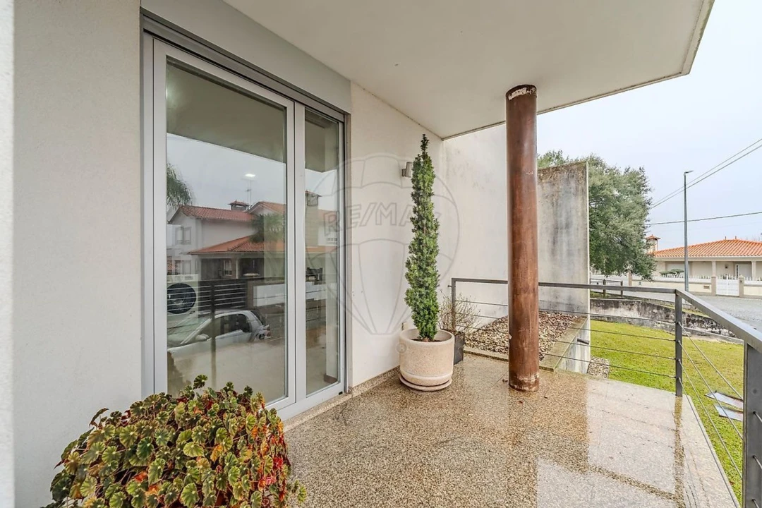 Apartamento T3 para Venda em Alheira e Igreja Nova Foto 23