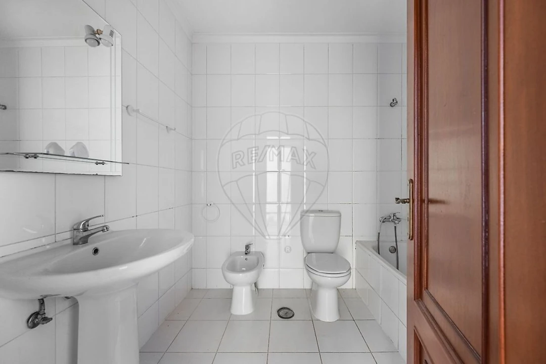 Apartamento T3 para Venda em Salvador e Santo Aleixo de Além-Tâmega Foto 12