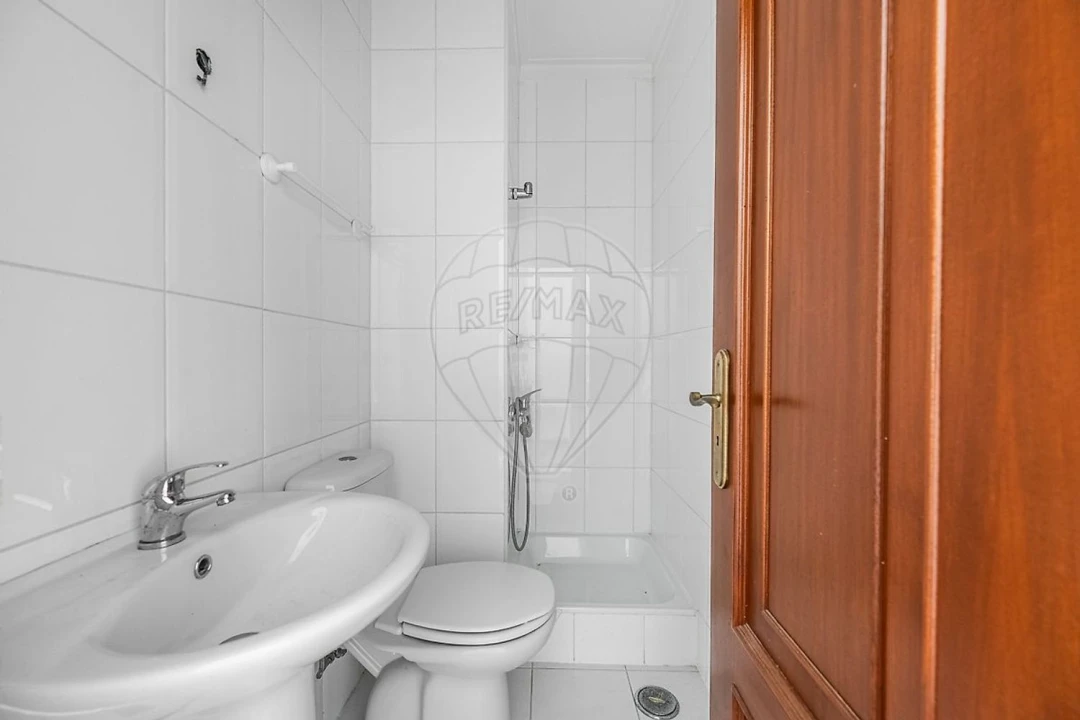 Apartamento T3 para Venda em Salvador e Santo Aleixo de Além-Tâmega Foto 15