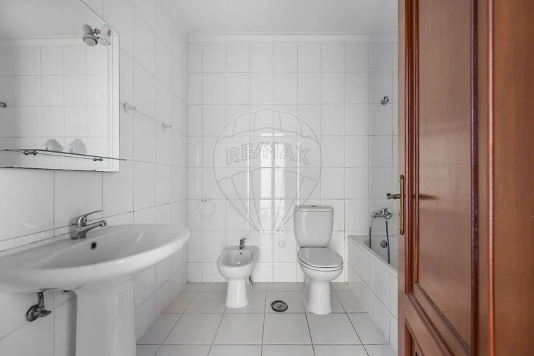 Apartamento T3 para Venda em Salvador e Santo Aleixo de Além-Tâmega Foto 12