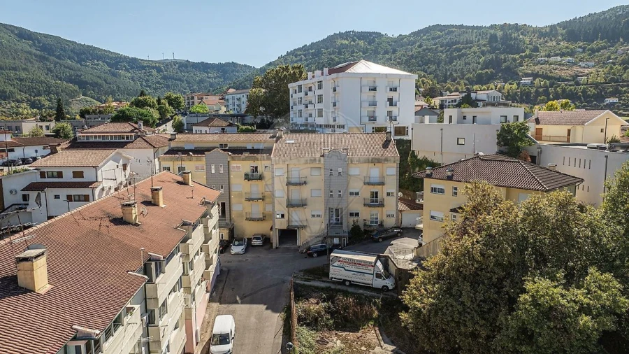 Apartamento T3 para Venda em Salvador e Santo Aleixo de Além-Tâmega Foto 2