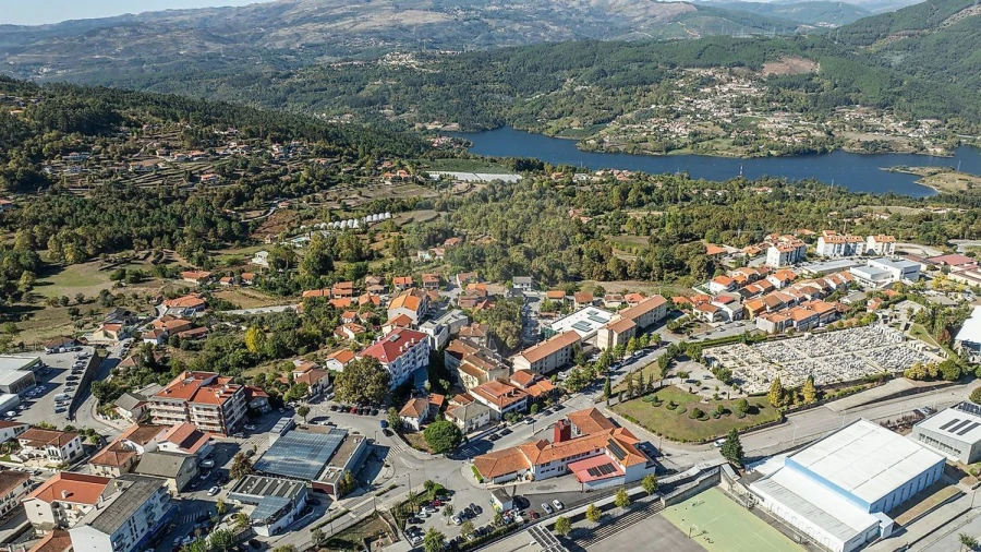 Apartamento T3 para Venda em Salvador e Santo Aleixo de Além-Tâmega Foto 23