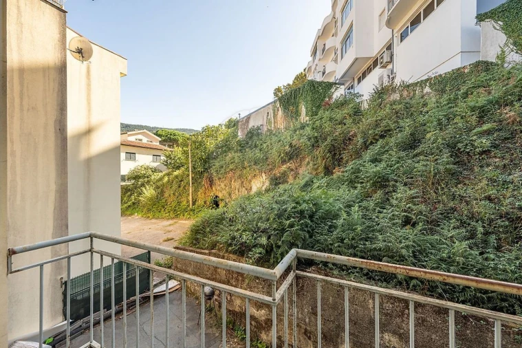 Apartamento T3 para Venda em Salvador e Santo Aleixo de Além-Tâmega Foto 4