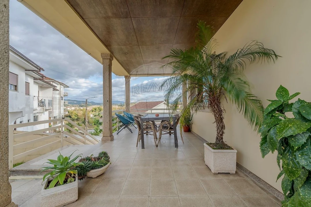 Moradia T3 para Venda em Loureira Foto 31