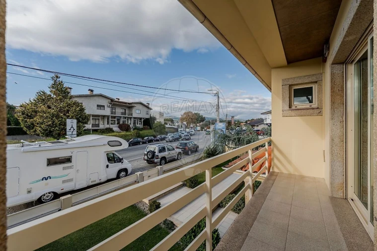 Moradia T3 para Venda em Loureira Foto 23