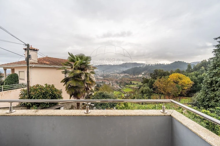 Moradia T3 para Venda em Santa Eulália Foto 26