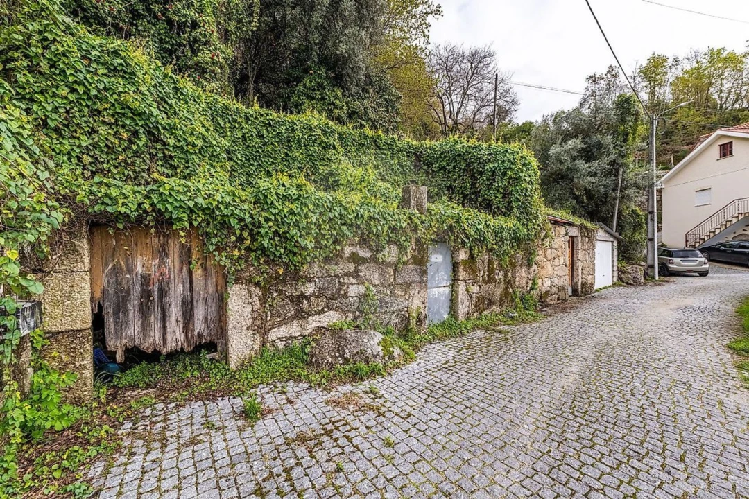 Moradia T3 para Venda em Bouro (Santa Maria) Foto 20