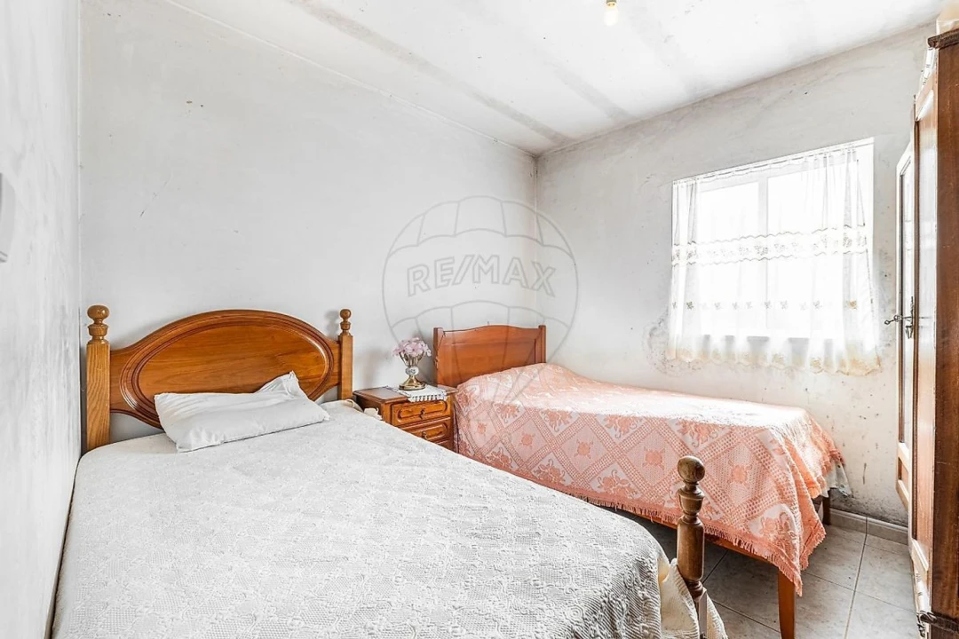 Moradia T3 para Venda em Bouro (Santa Maria) Foto 27