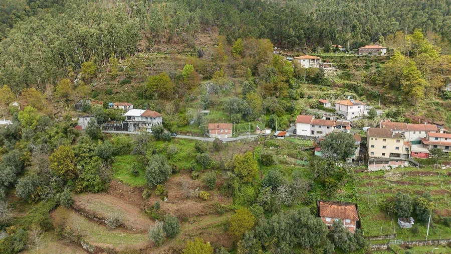 Moradia T3 para Venda em Bouro (Santa Maria) Foto 14