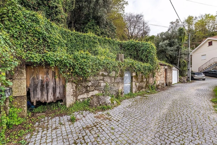 Moradia T3 para Venda em Bouro (Santa Maria) Foto 20