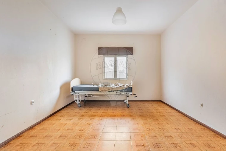 Moradia T6 para Venda em Galegos Foto 12