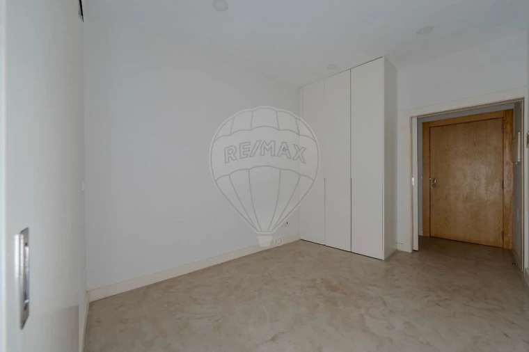 Apartamento para Venda em Cedofeita, Santo Ildefonso, Sé, Miragaia, São Nicolau e Vitória Foto 13